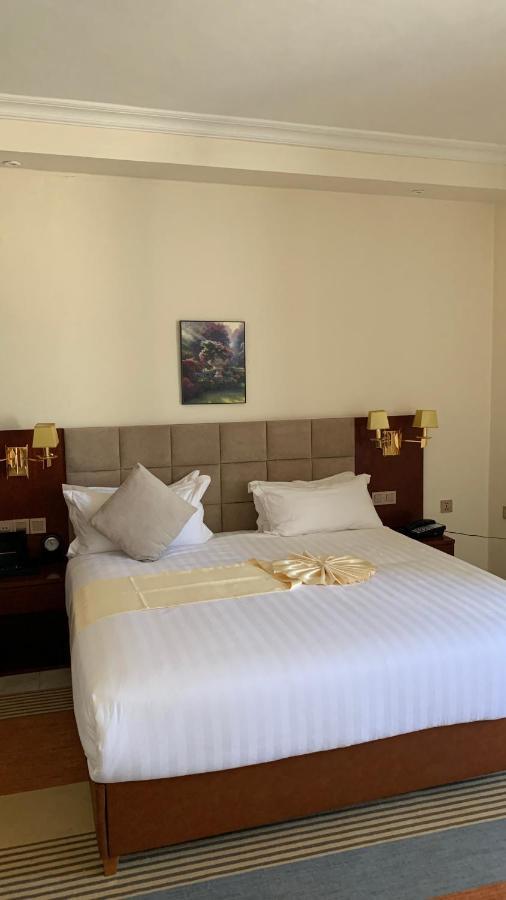 Roseau Hotel And Spa Γκόνταρ Εξωτερικό φωτογραφία